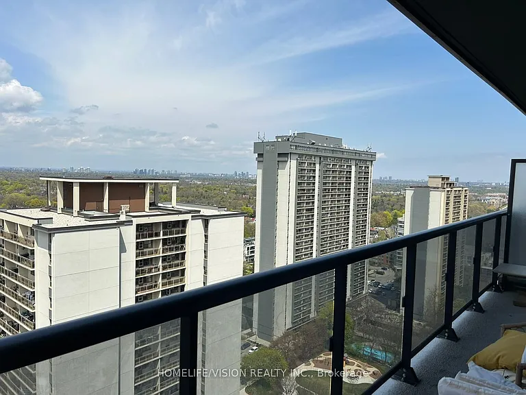 101 Erskine Ave #2201 — Photo 3