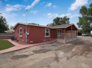 2713 Barcelona Rd SW, Albuquerque, NM 87105