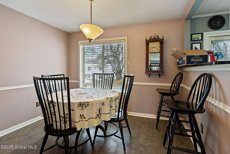 4th image of 1006 S Rockport Court