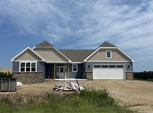 1115 E Whippoorwill Ct, Beloit, WI 53511