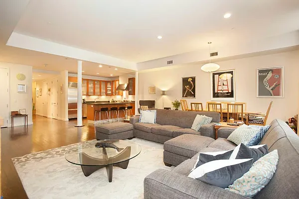 Rented by Jade Stone Real Estate Consulting | media 63