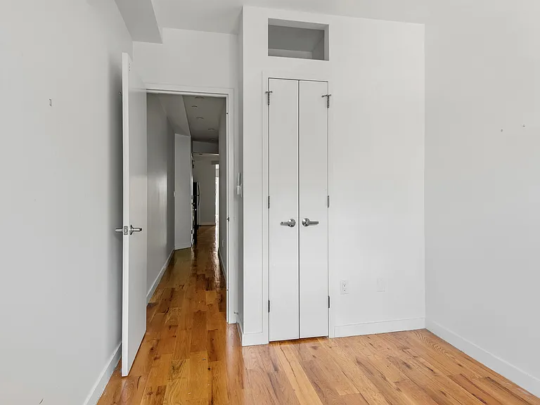 1663 Madison St #1L — Photo 4