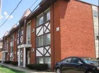 9508 Glenlake Ave APT 105, Rosemont, IL 60018