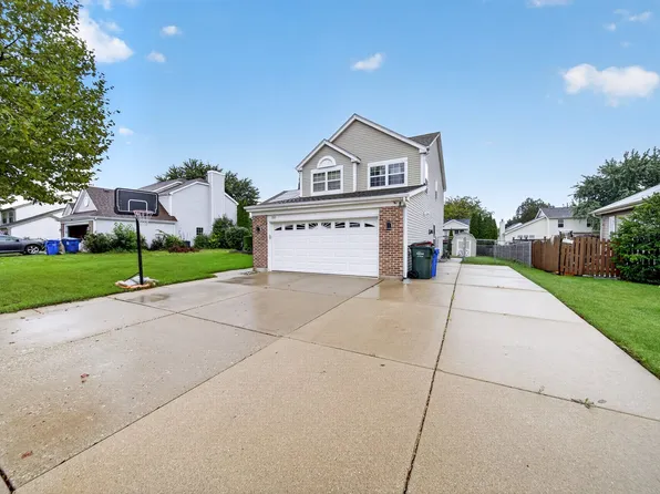 353 Valley Forge Ave, South Elgin, IL 60177