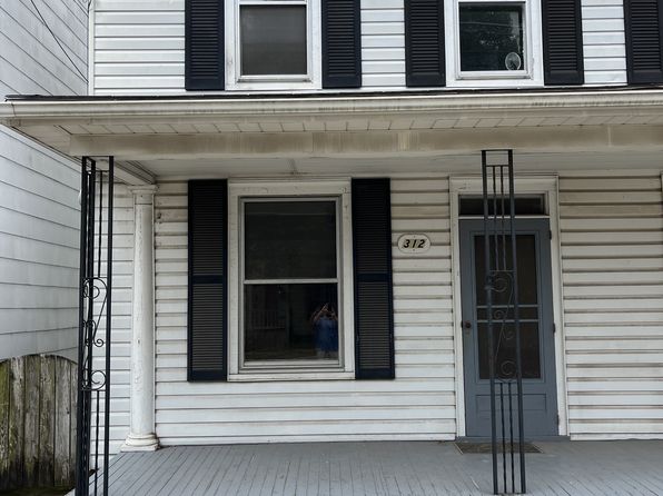 312 Main St