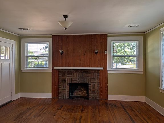 Fireplace is non-functional