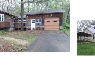 1409 Lake Dr, Ironton, MO 63650