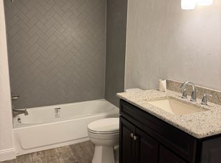 707 Crystal Dr, Salem, VA 24153