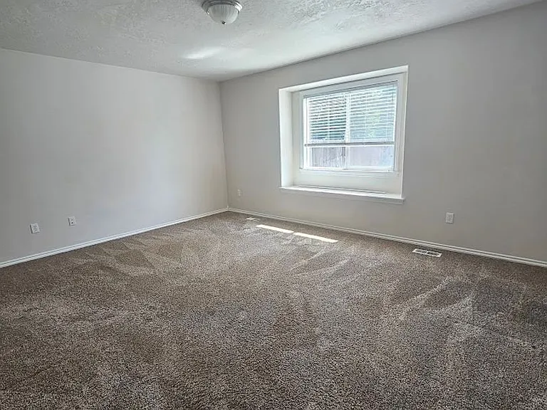 3714 N Buckstone Ave — Photo 7