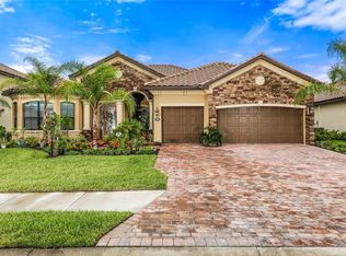 13816 Swiftwater Way, Lakewood Ranch, FL 34211