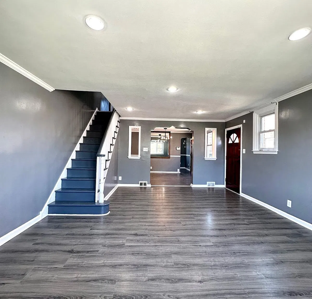 812 Tyson Ave — Photo 2