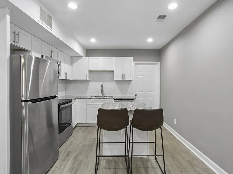 2893 White Oak Dr — Photo 10