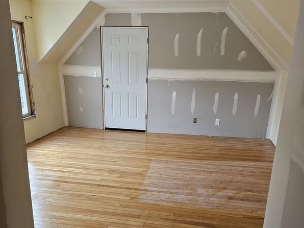 34 Park St #1