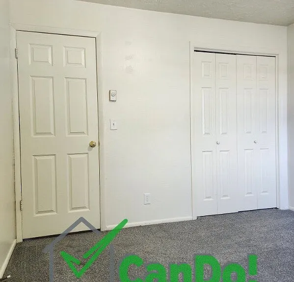 250 Carol Dr #1 — Photo 22