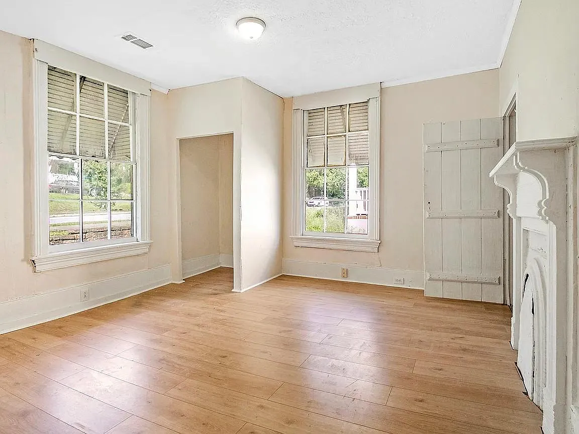 4 bed, 3.0 bath, 1798 sqft, $646 — Photo 4