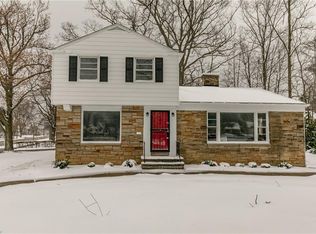 4284 Silsby Rd, University Heights, OH 44118