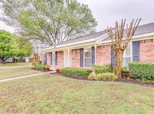 906 Elmvale Ct, Coppell, TX 75019