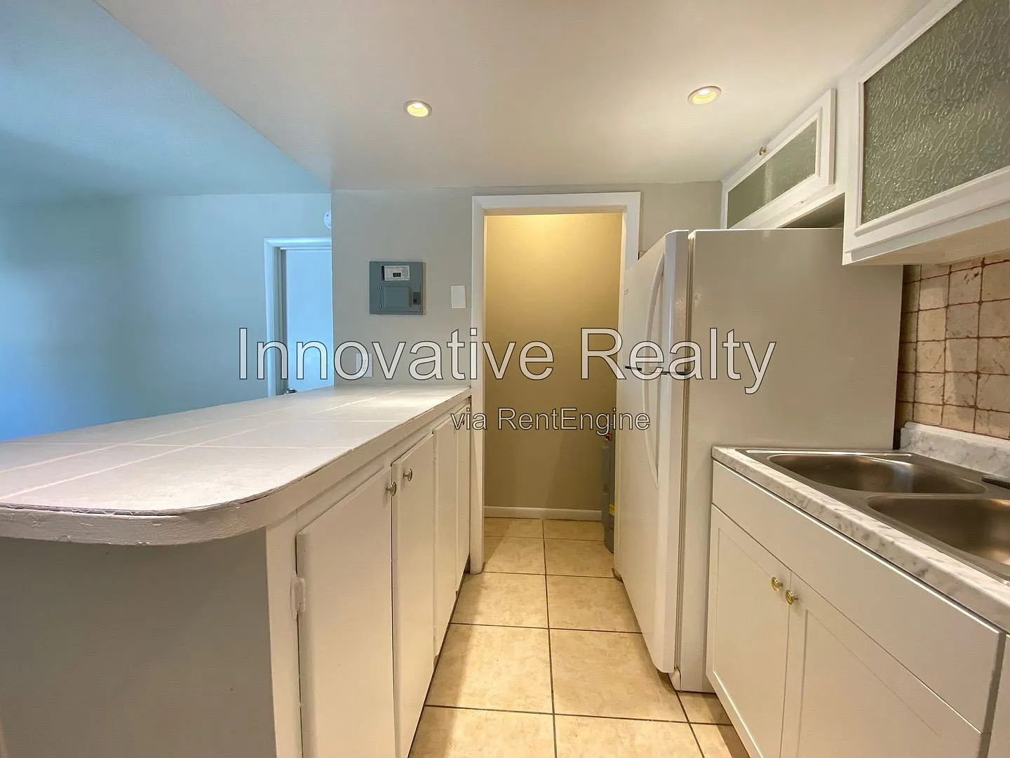 1 bed, 1.0 bath, 588 sqft, $1,135 — Photo 4