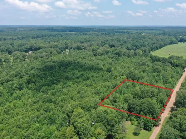 2 County Road 3885, Queen City, TX 75572