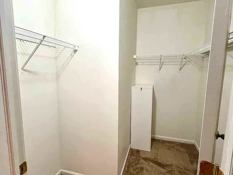 16836 Dover Dr #10 — Photo 24