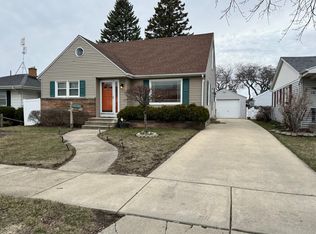 2636 Johnson Rd, Kenosha, WI 53143