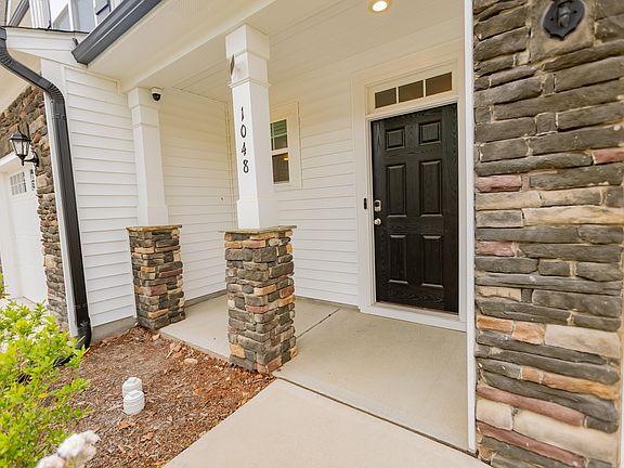 5th image of 1048 Arbor Edge Ln