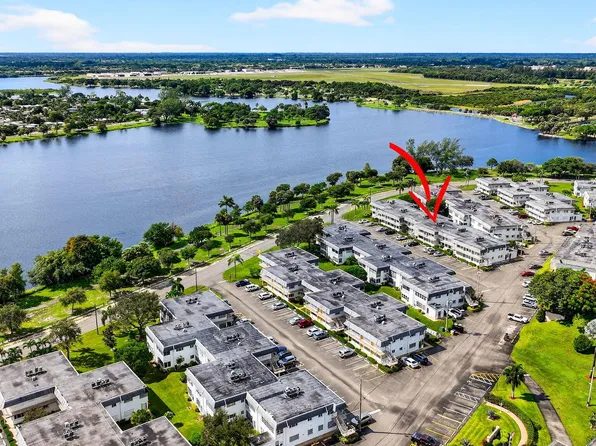 3160 Lake Osborne Dr #107, Lake Worth Beach, FL 33461