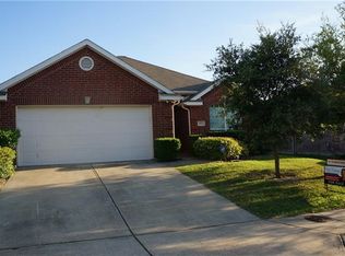 2852 Trailhouse Dr, Dallas, TX 75237