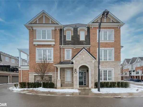 501 Buckeye Ct #16, Milton, ON L9E 1P3