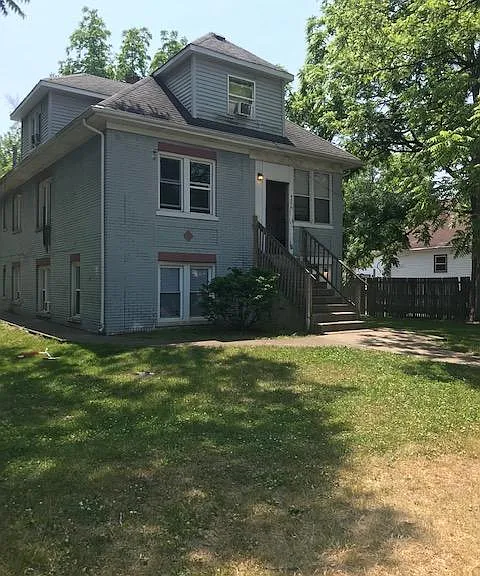 433 E 28th Ave #B — Photo 1
