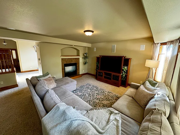 1245 Flowering Almond Dr — Photo 6