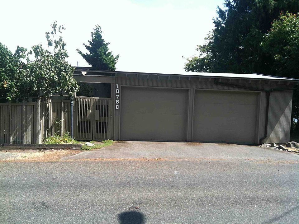 1st image of 10768 Lakeside Ave NE