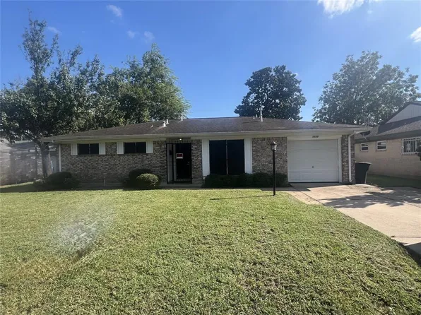 1115 Helms Rd, Houston, TX 77088