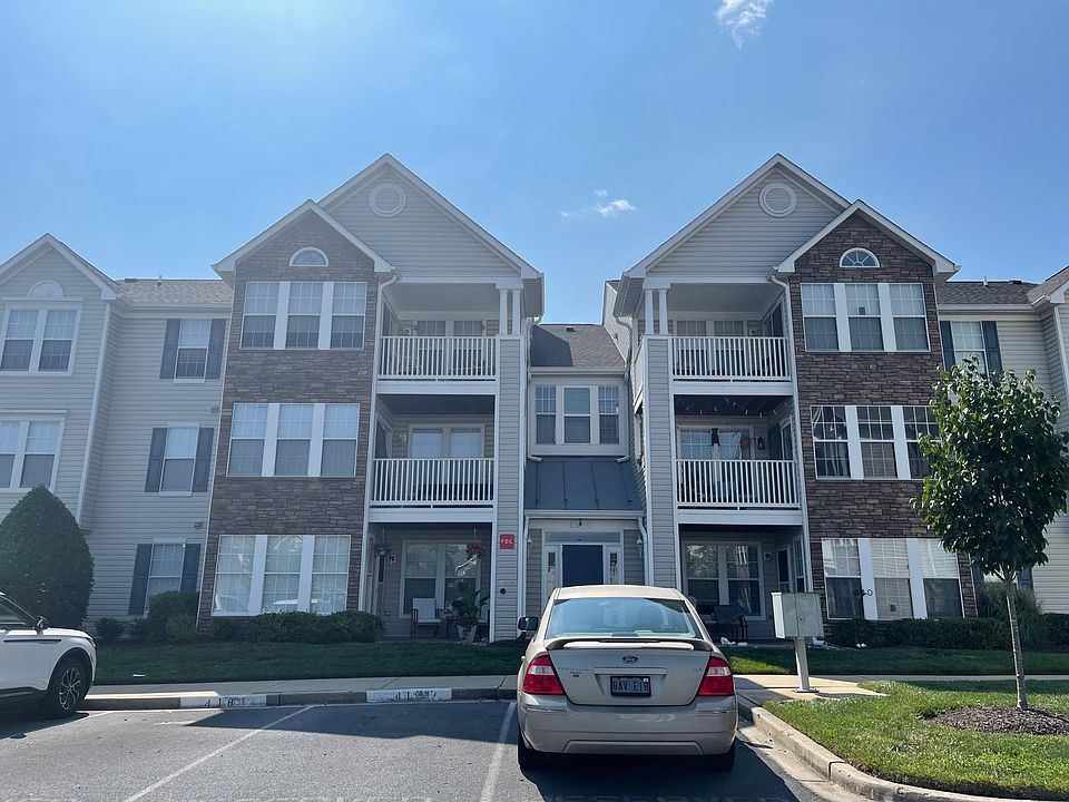 1st image of 5610 Avonshire Pl