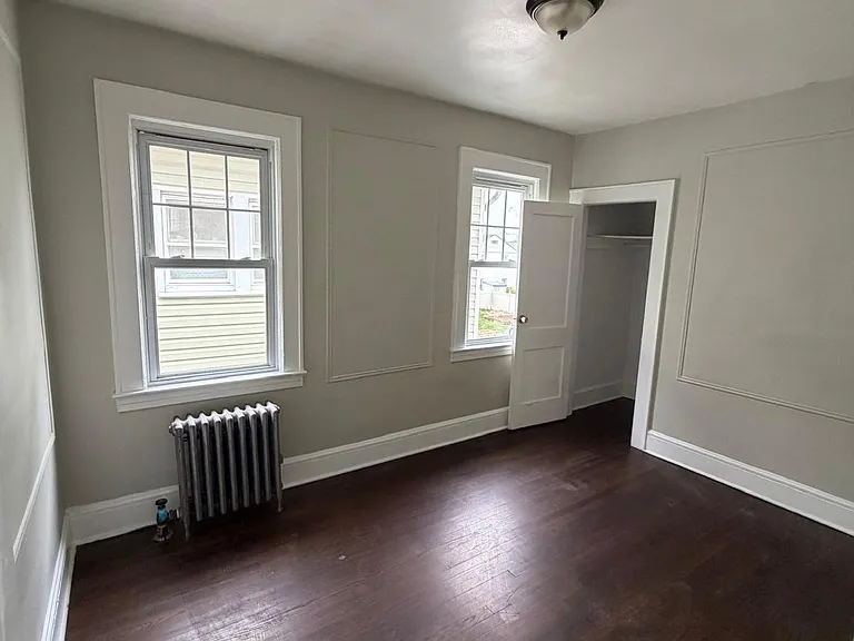 1043 Jefferson Ave #2H — Photo 10
