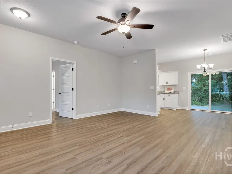 122 Smithfield Dr #B — Photo 6