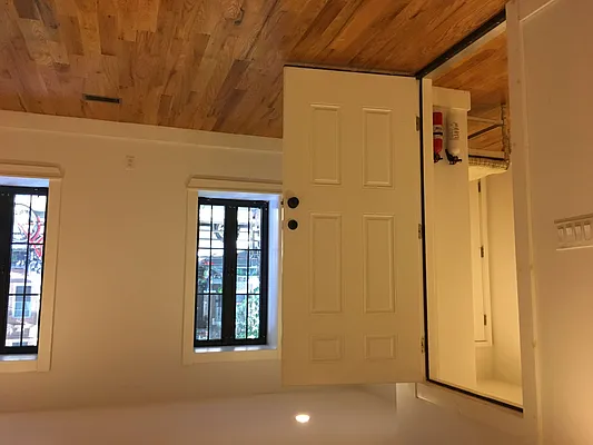 Rented by Owner | media 40