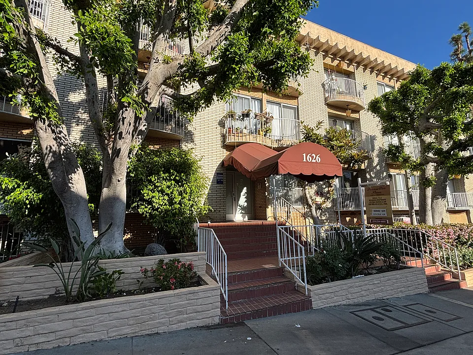 Poinsettia Apartments