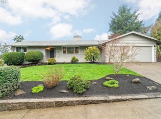 2125 SW Warwick Ave, Portland, OR 97225