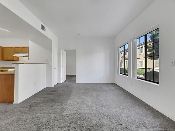 5th image of 2121 Hussium Hills St Unit 105