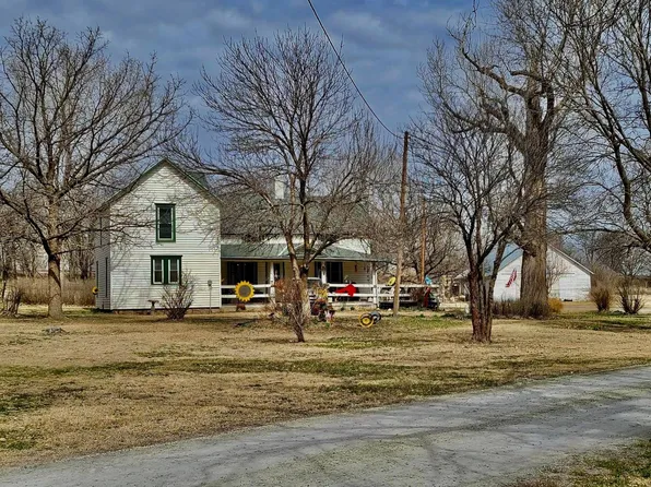 18042 165th Rd, Smith Center, KS 66967