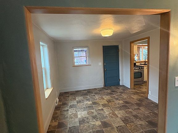 4th image of 1009 W Sussex Ave APT 1