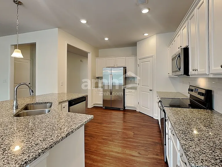 10831 Maryanna Ct — Photo 4