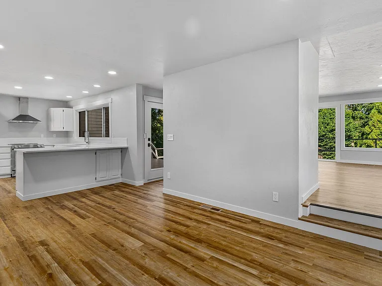 1708 Yelm Hwy SE — Photo 14
