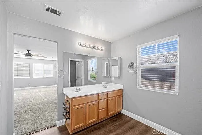 9415 Kentfield Ct — Photo 4