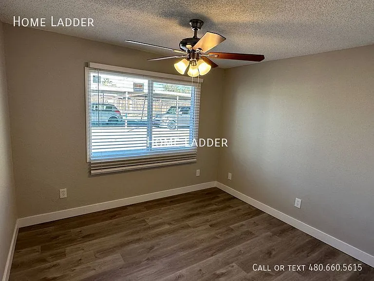 2262 E Broadway Rd #B — Photo 6