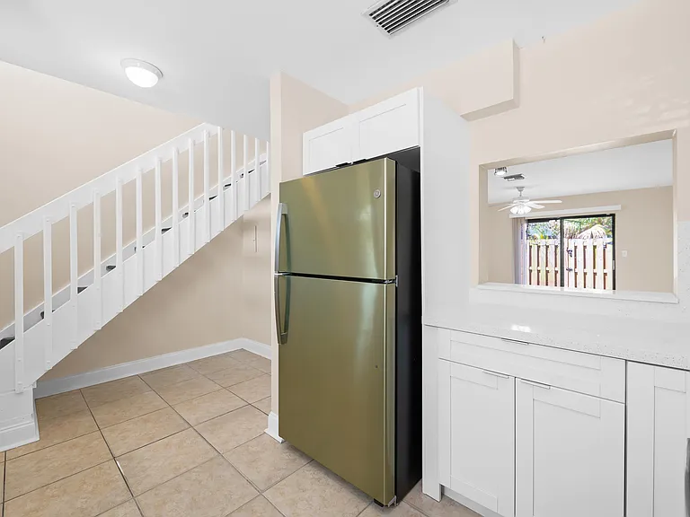 3281 E Golf Blvd #4 — Photo 11
