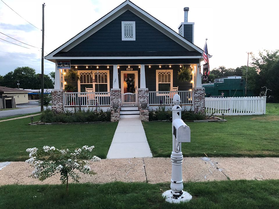 1st image of 1701 Duncan Ave