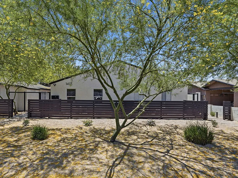1417 E Roosevelt St #1 — Photo 6