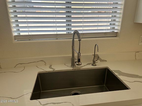 5th image of 3932 E MORELOS Street